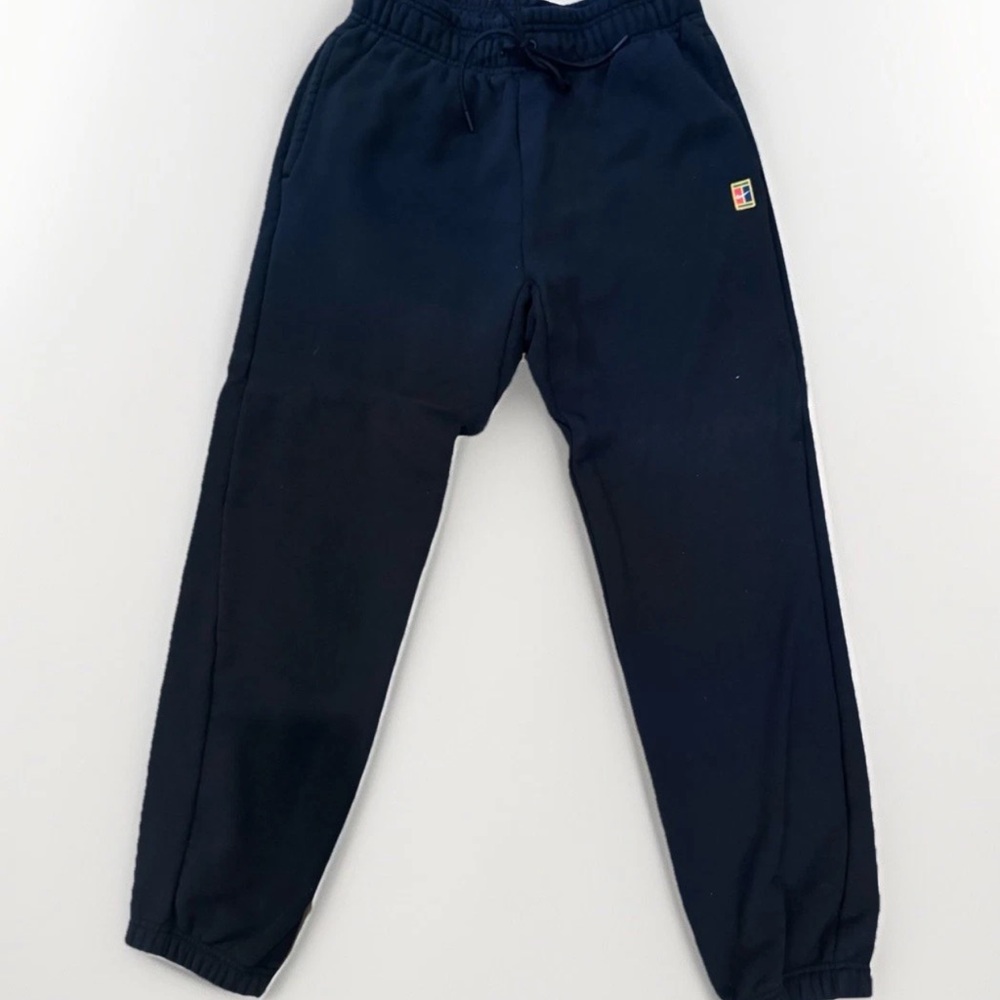 Nike Heritage Court Heavy Duty Sweatpants Black size Medium Cozy Rare